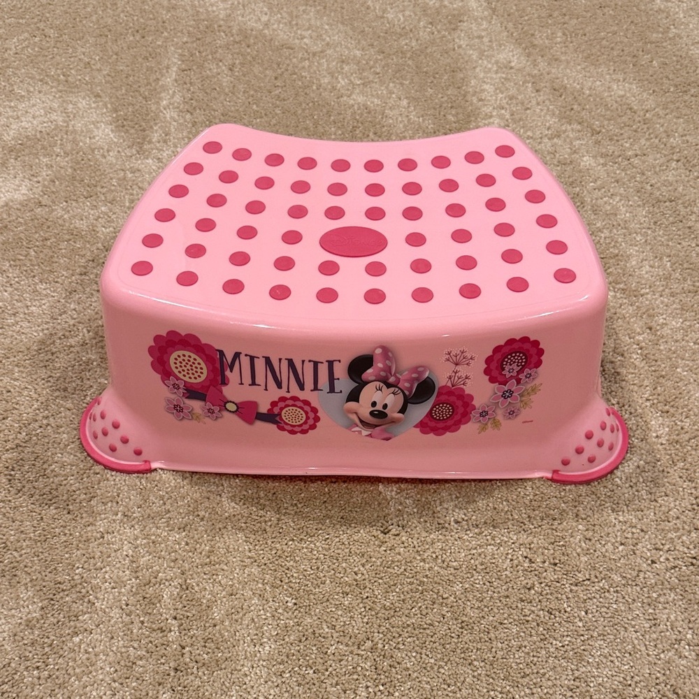 Minnie Mouse Pink Step Stool for Kids